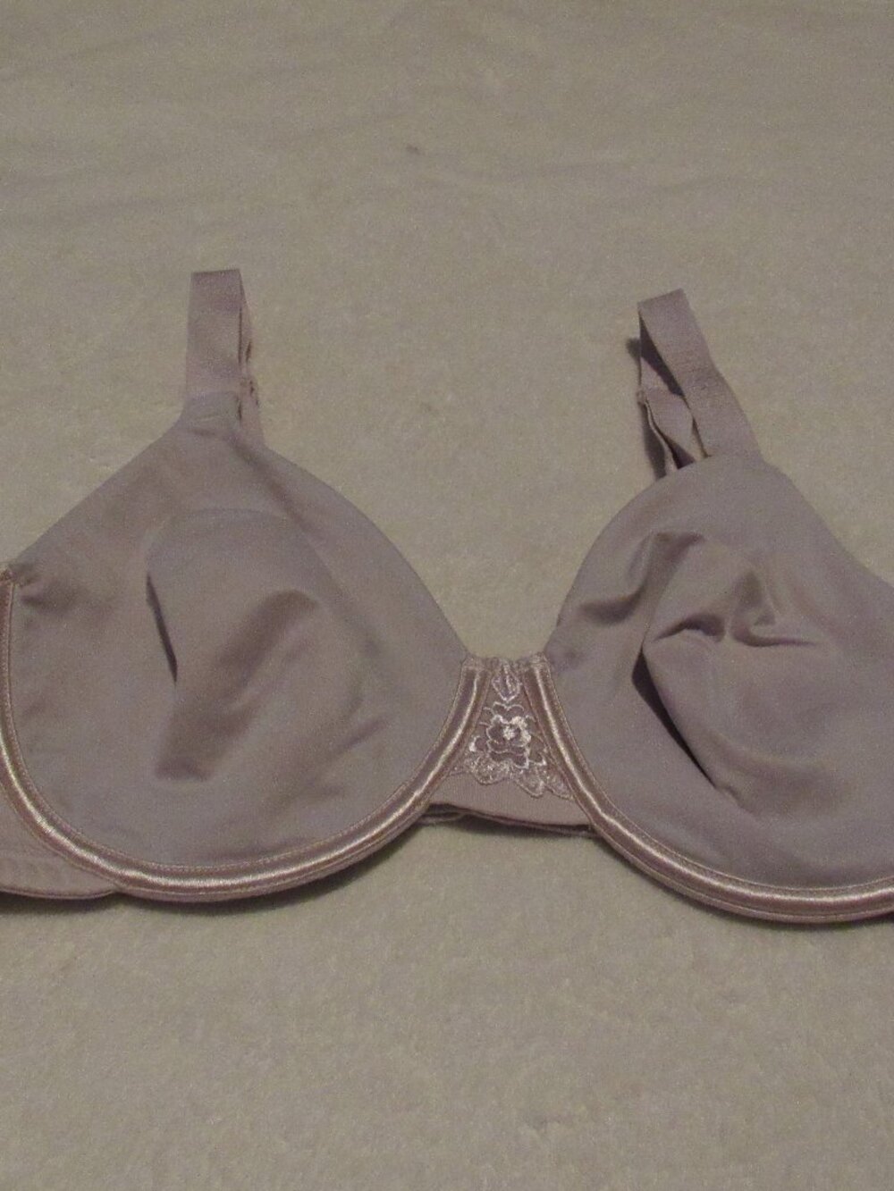 Vanity Fair Beige Bra Size 38C USED